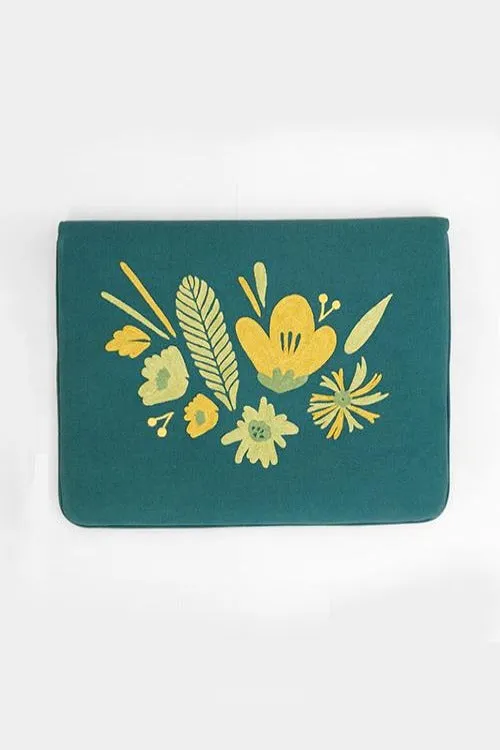 Bouquet - Aari Embroidered Laptop Sleeve Green
Size: 10.5" by7.5"