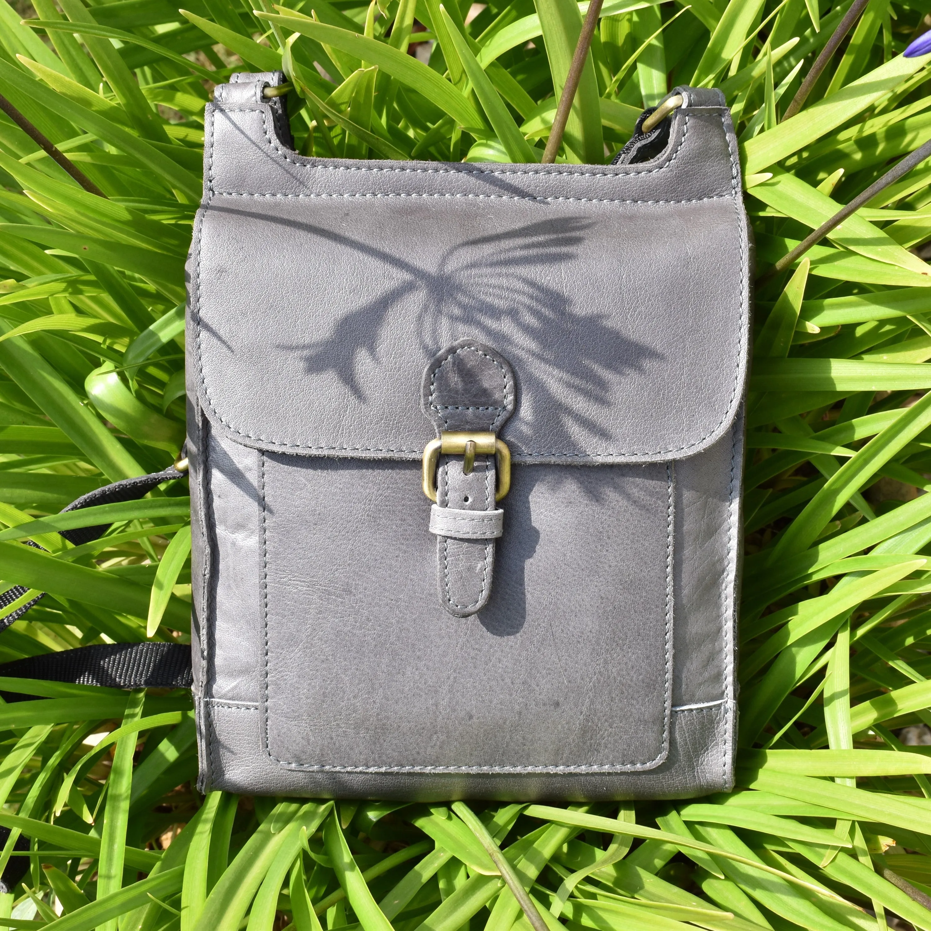 Cross Body Leather Shoulder Bag - Light Grey