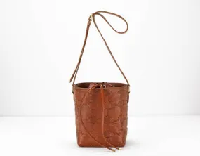 Helon bucket bag - Handwoven brown leather