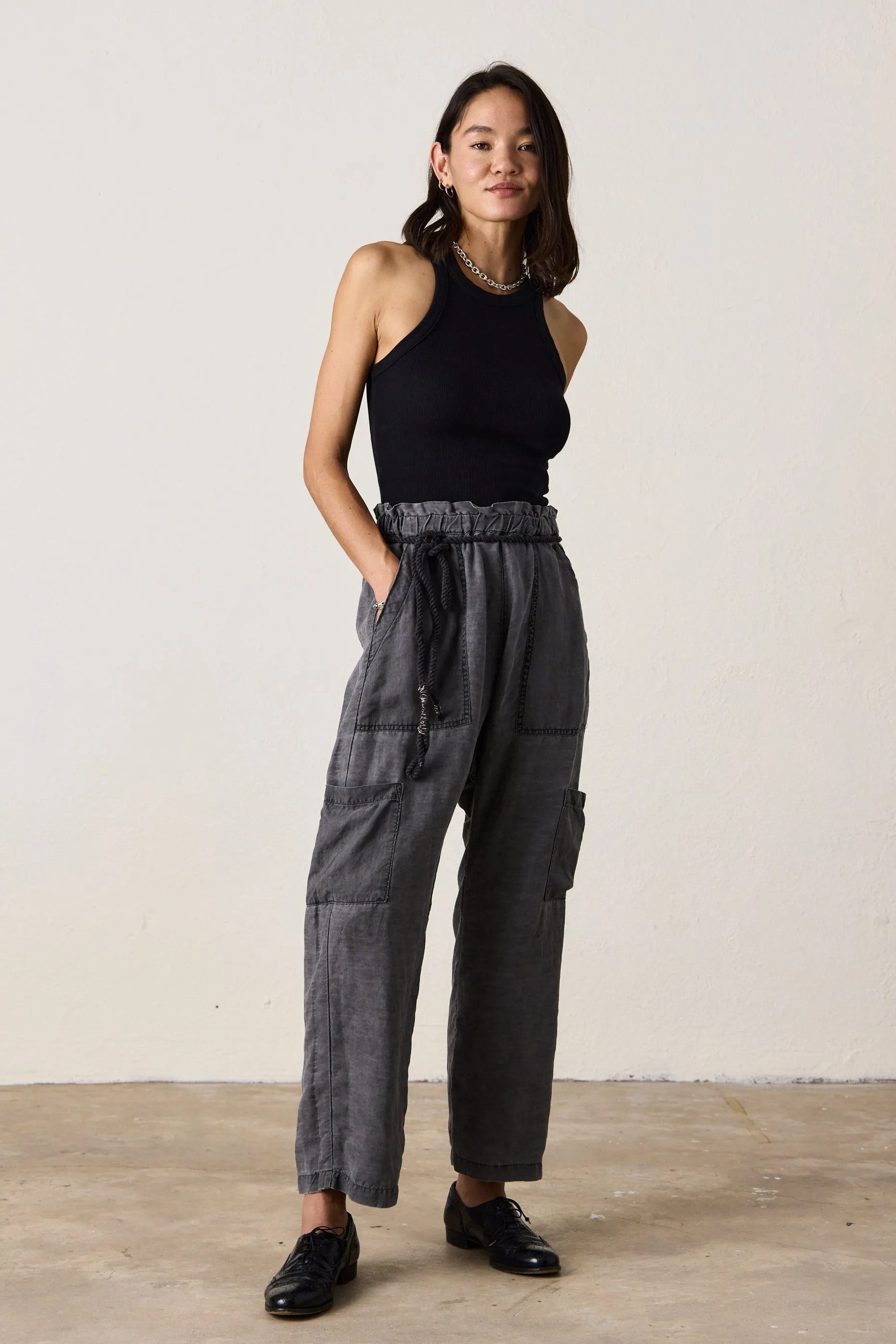 SHAILEY PAPERBAG WAIST PANT / PIGMENT BLACK