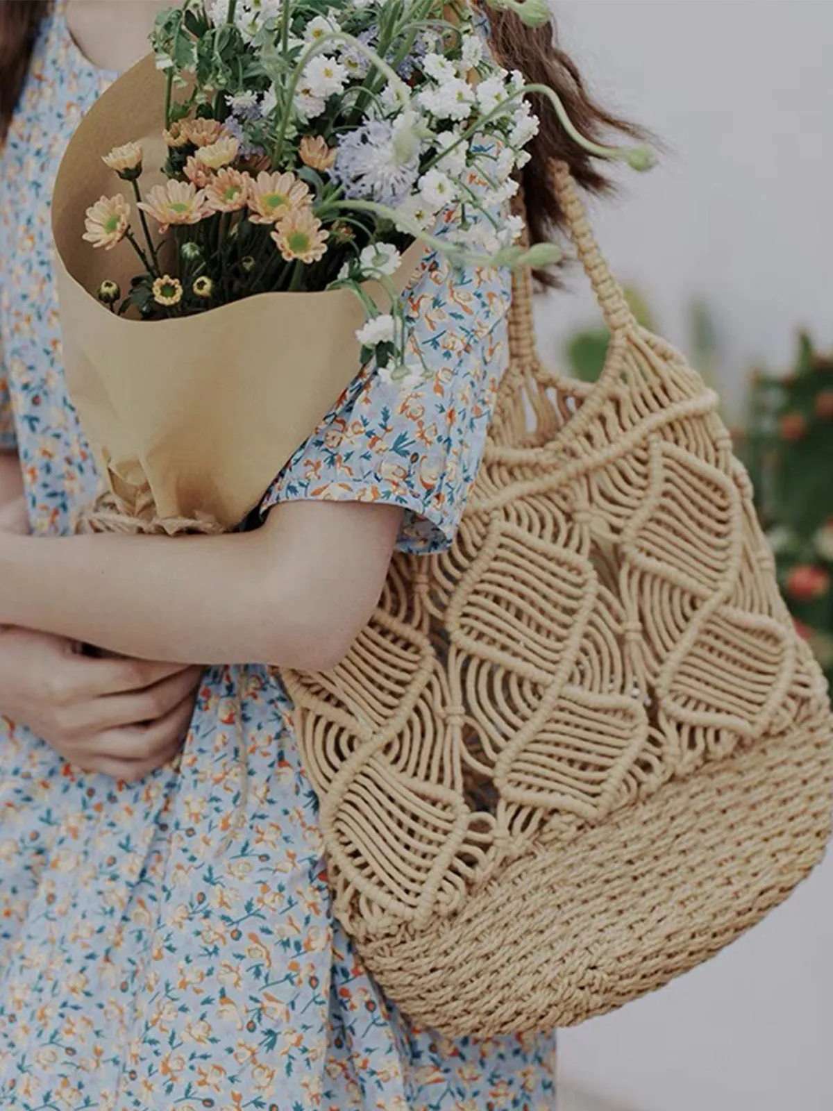 Straw Bucket Bag