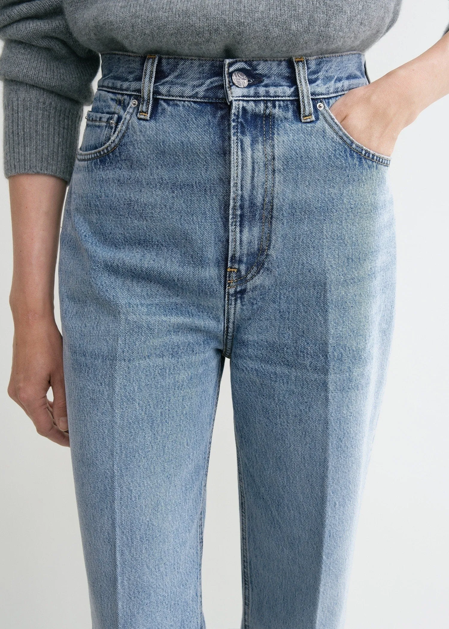 Tapered leg denim worn blue