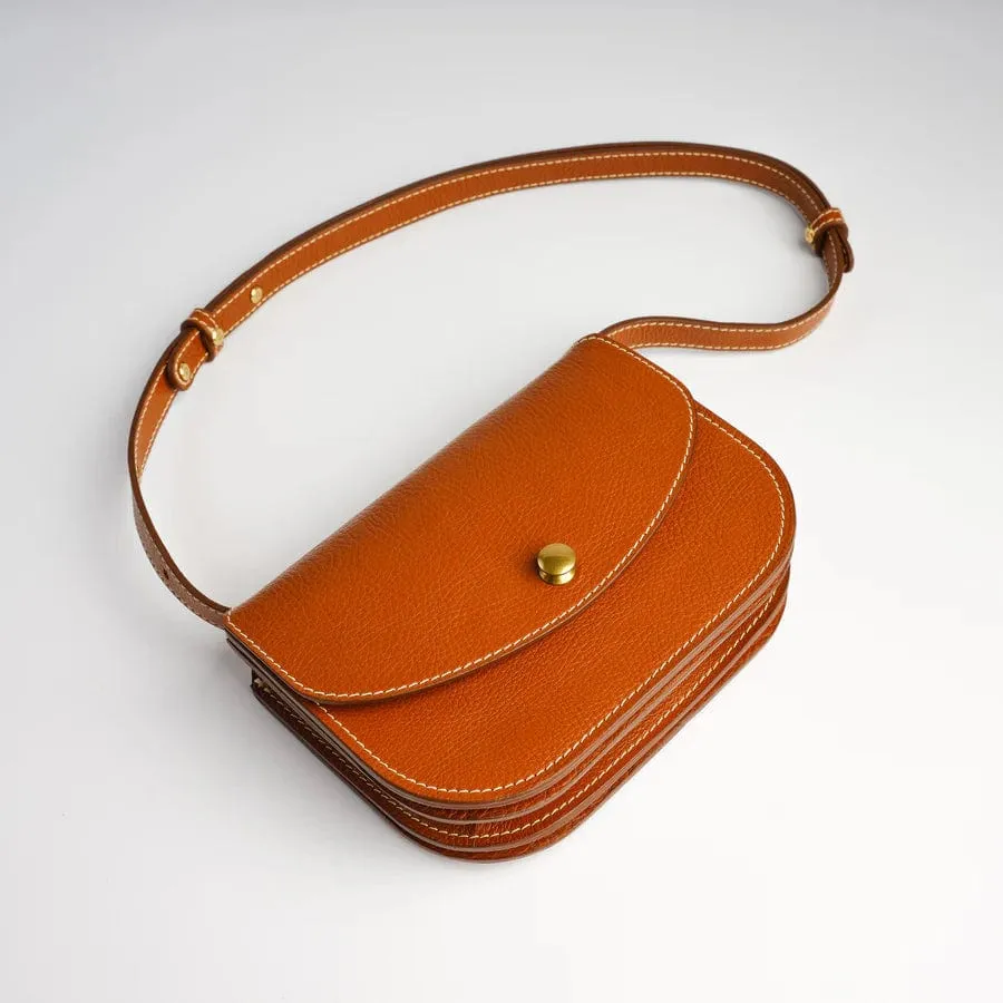 The Po Crossbody in Leather Brown