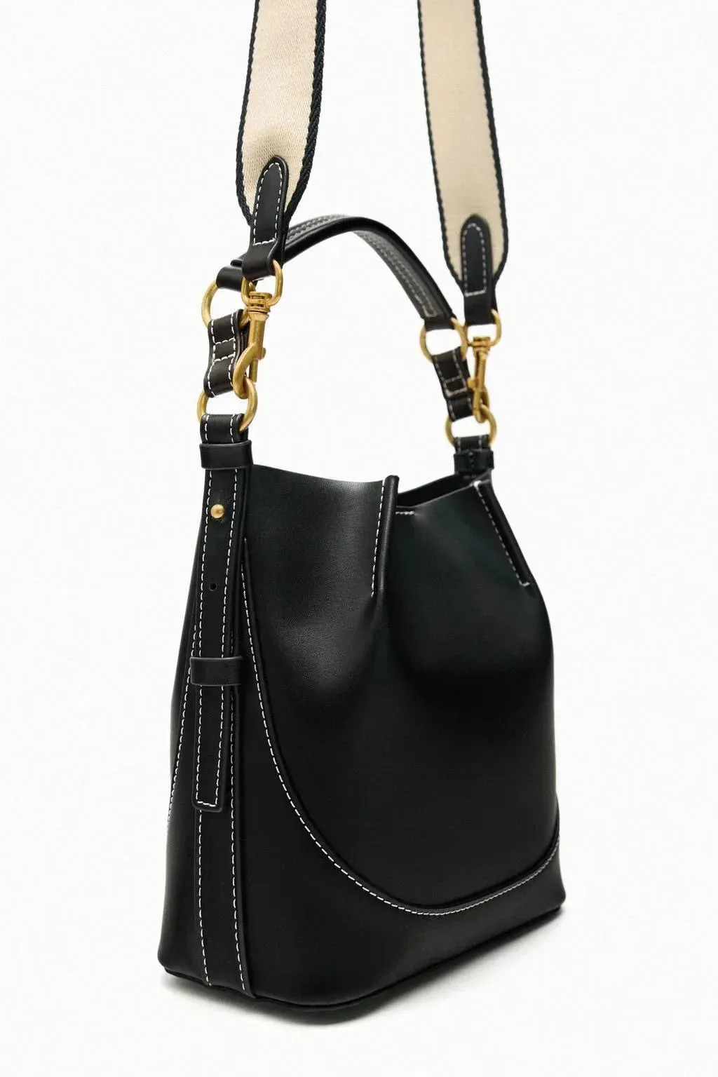 Uniwim Delaney Wide Strap Bucket Bag