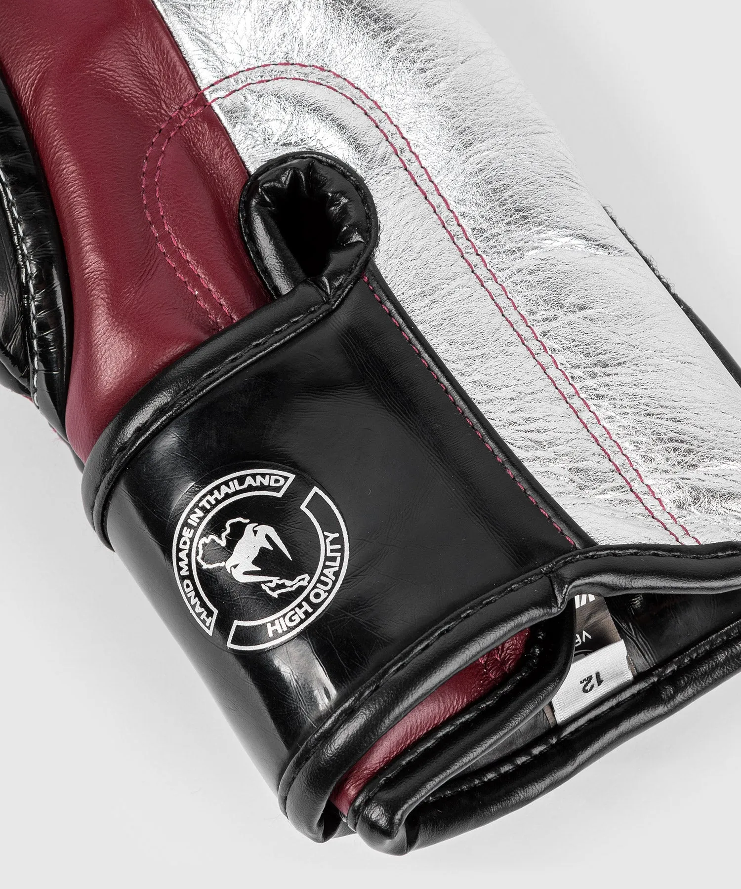 Venum Giant 3.0 Boxing Gloves Limited Edition - Burgundy